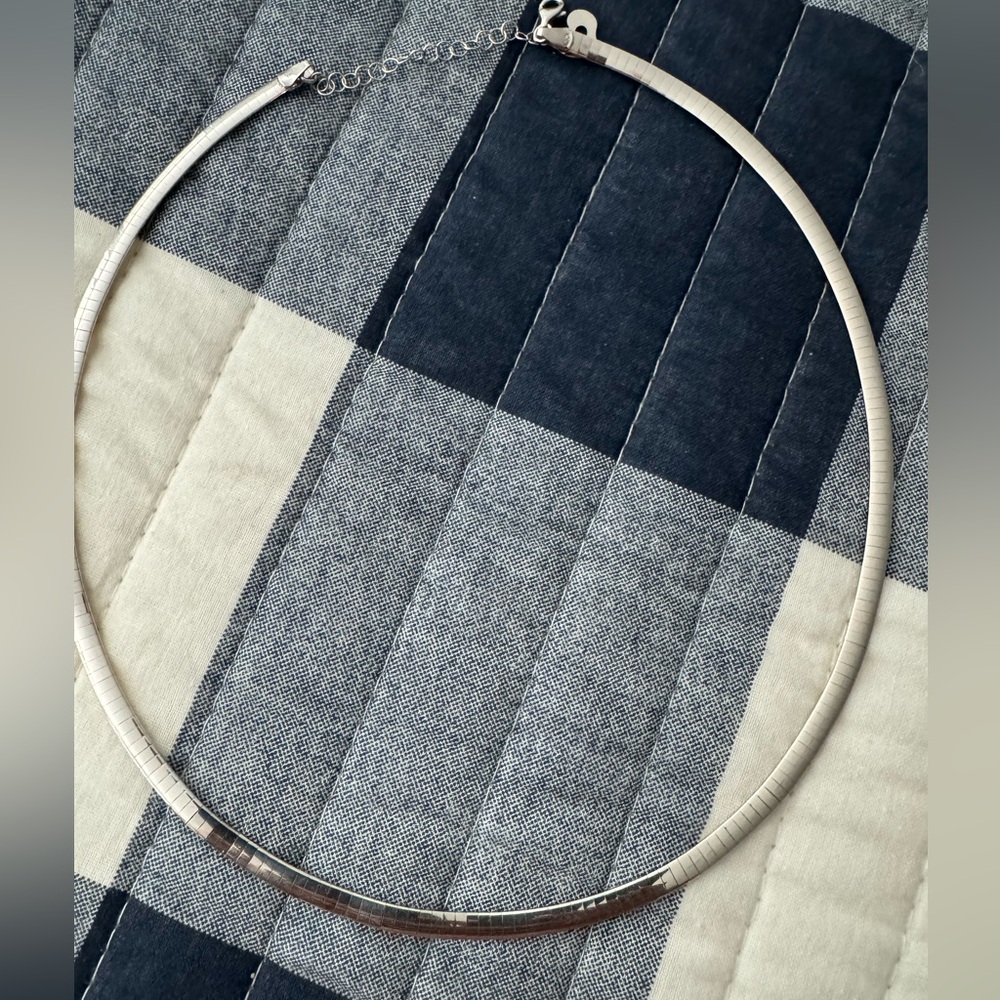 White gold and yellow gold Omega Necklace